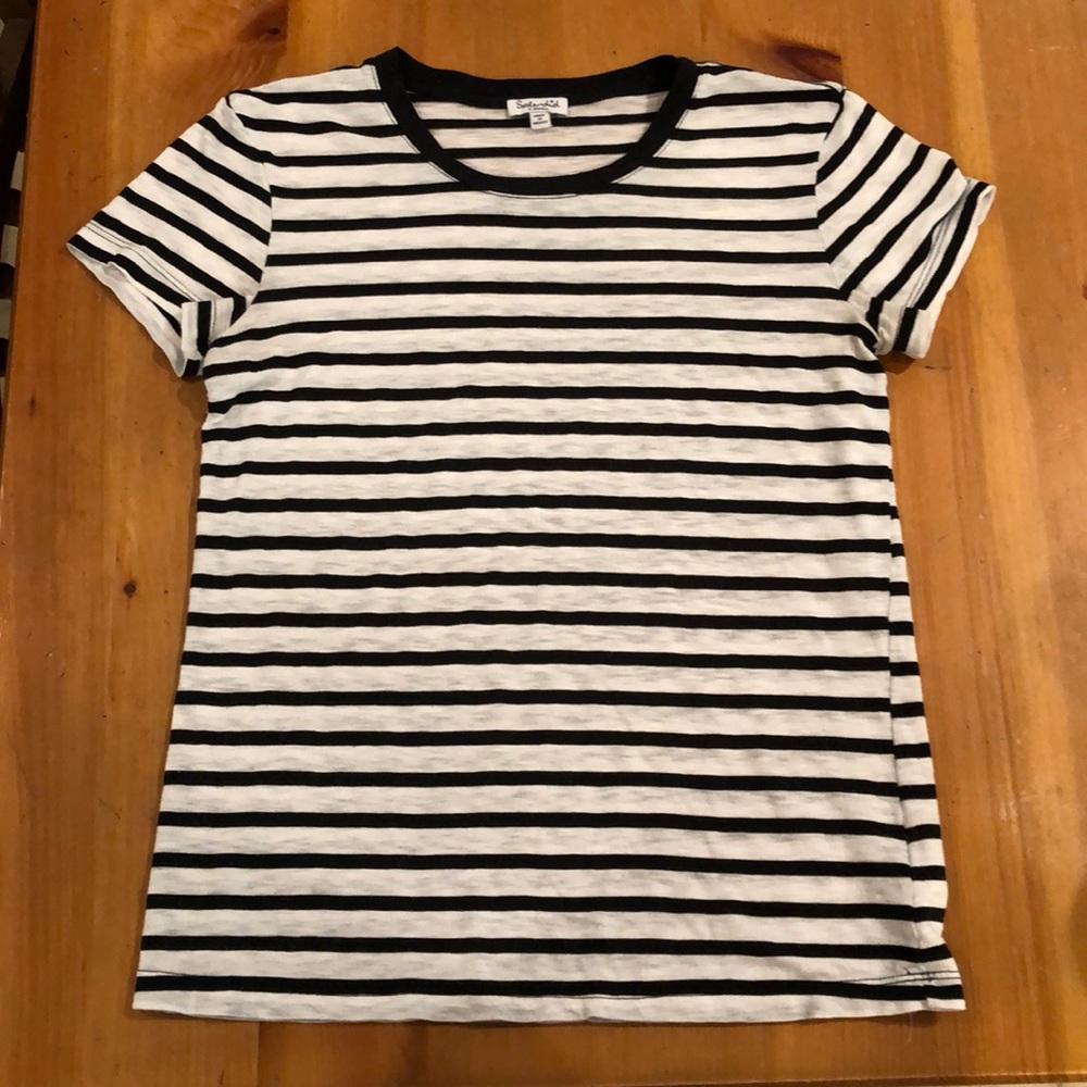 Splendid black and white striped tshirt!